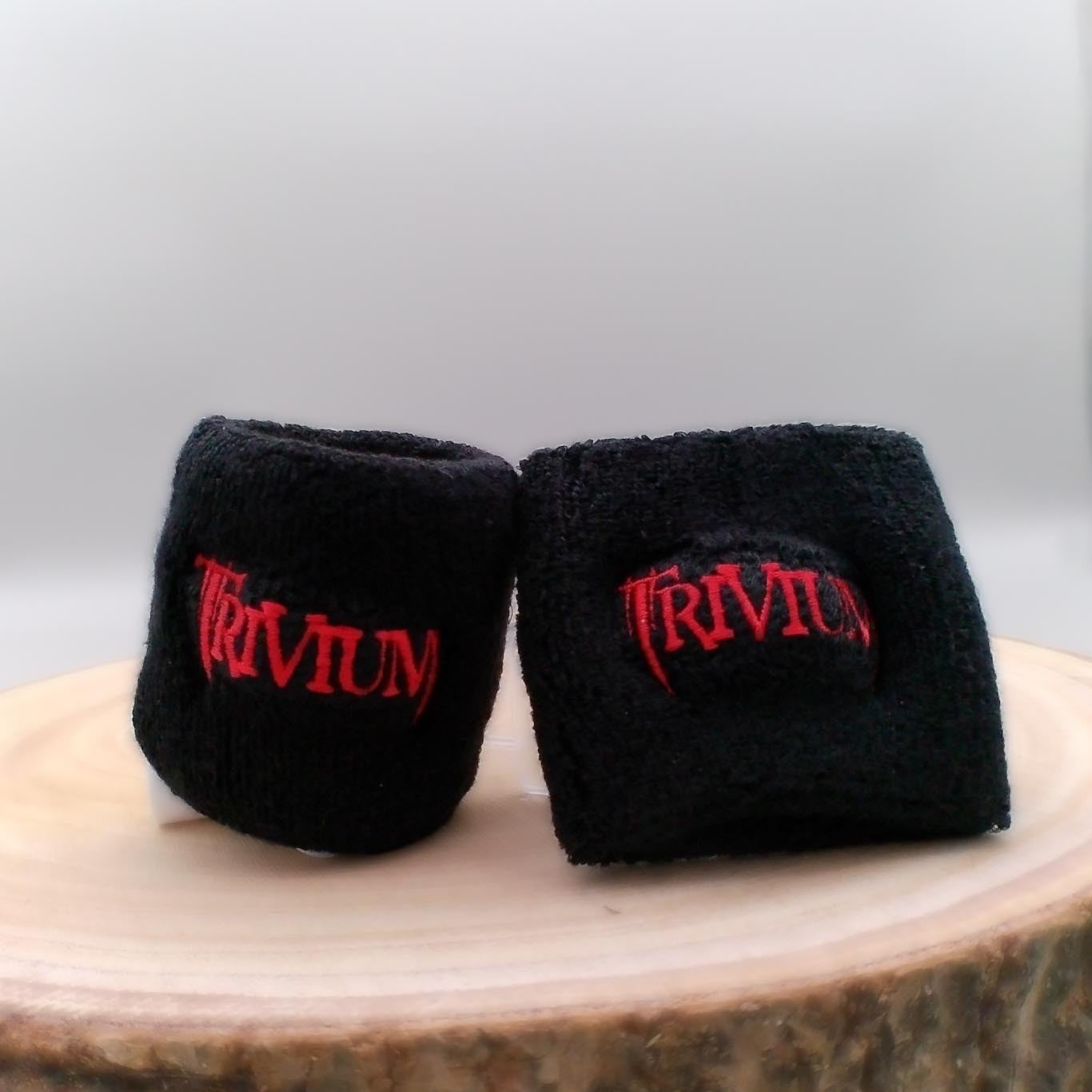 sweatband-wristband-trivium-logo