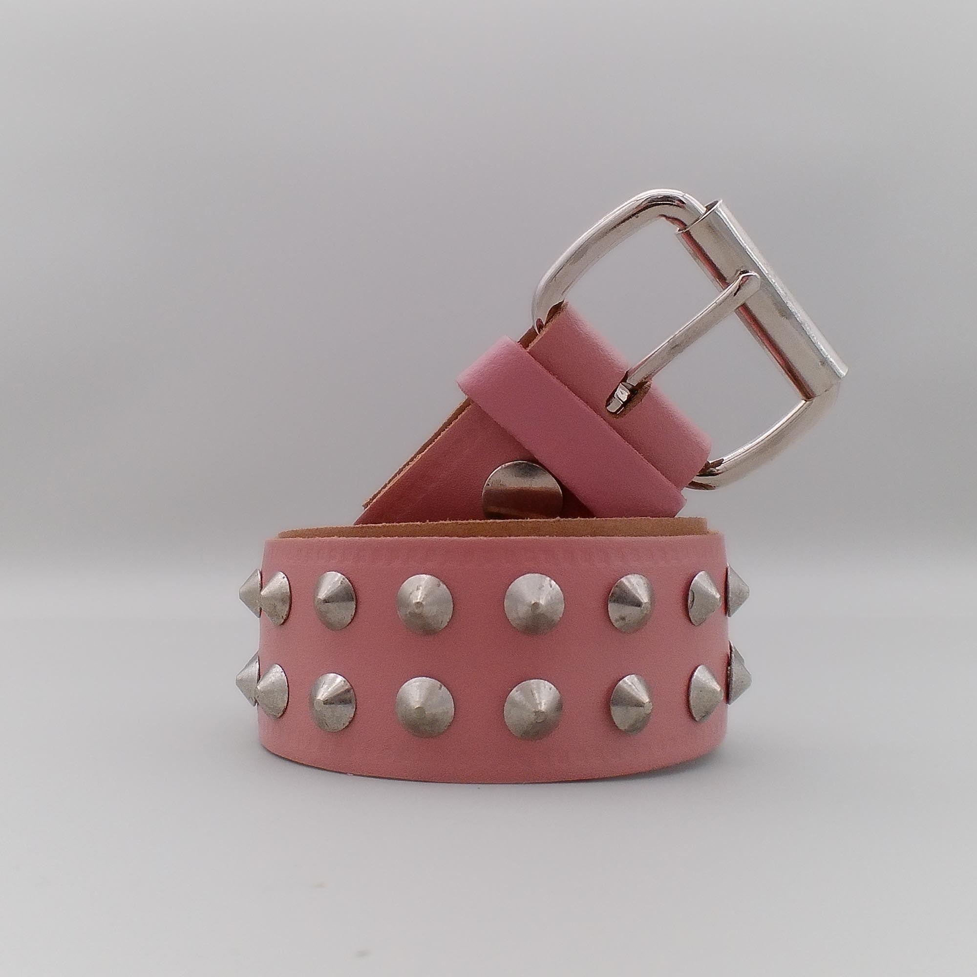 real-rose-leather-belt-with-two-rows-of-conical-studs